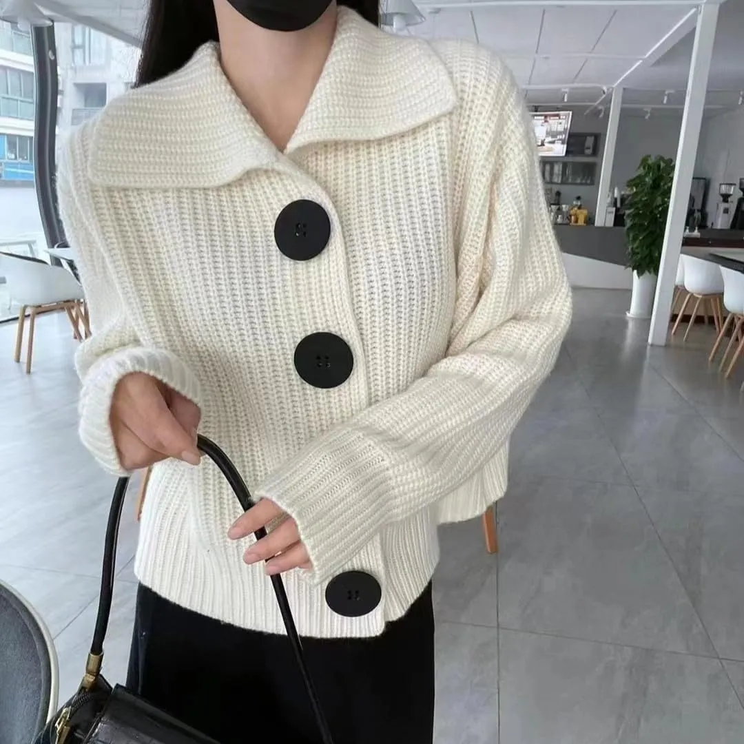 Button Up Cardigan Chunky Knit Sweater Crew Neck Sweater for Work Casual Downtown Girl Clothes