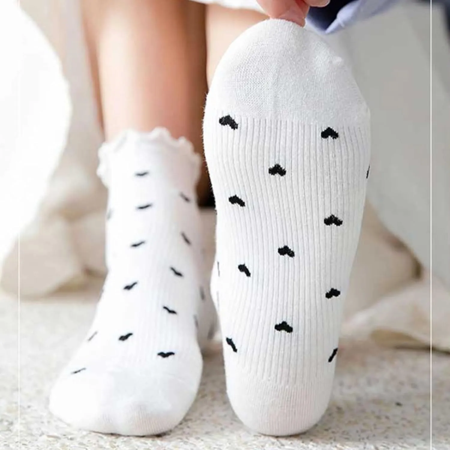 Cute Hearts Ruffle Socks for Women Colorful Fun Novelty Fashion Casual Crew Sock