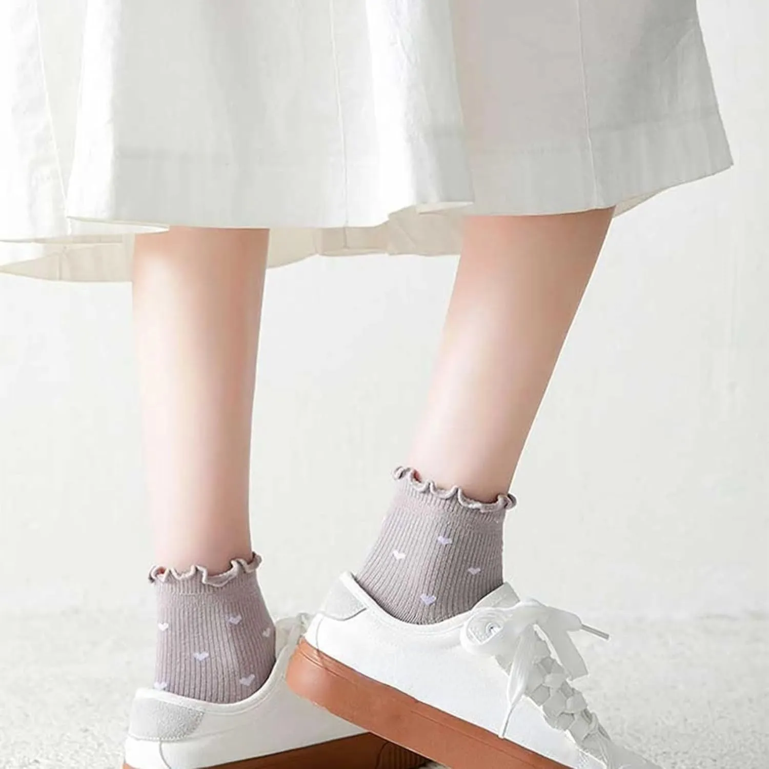 Cute Hearts Ruffle Socks for Women Colorful Fun Novelty Fashion Casual Crew Sock