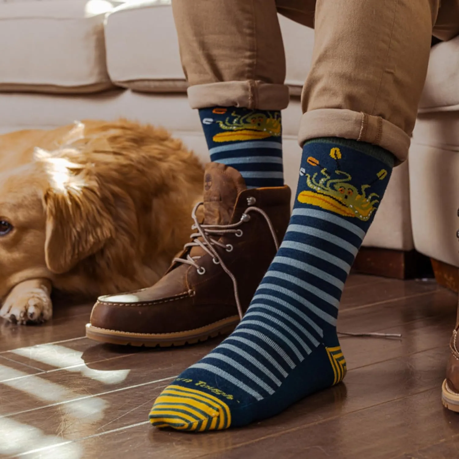 Darn Tough Men's Animal Haus Crew Lightweight Sock (Style 6066) -