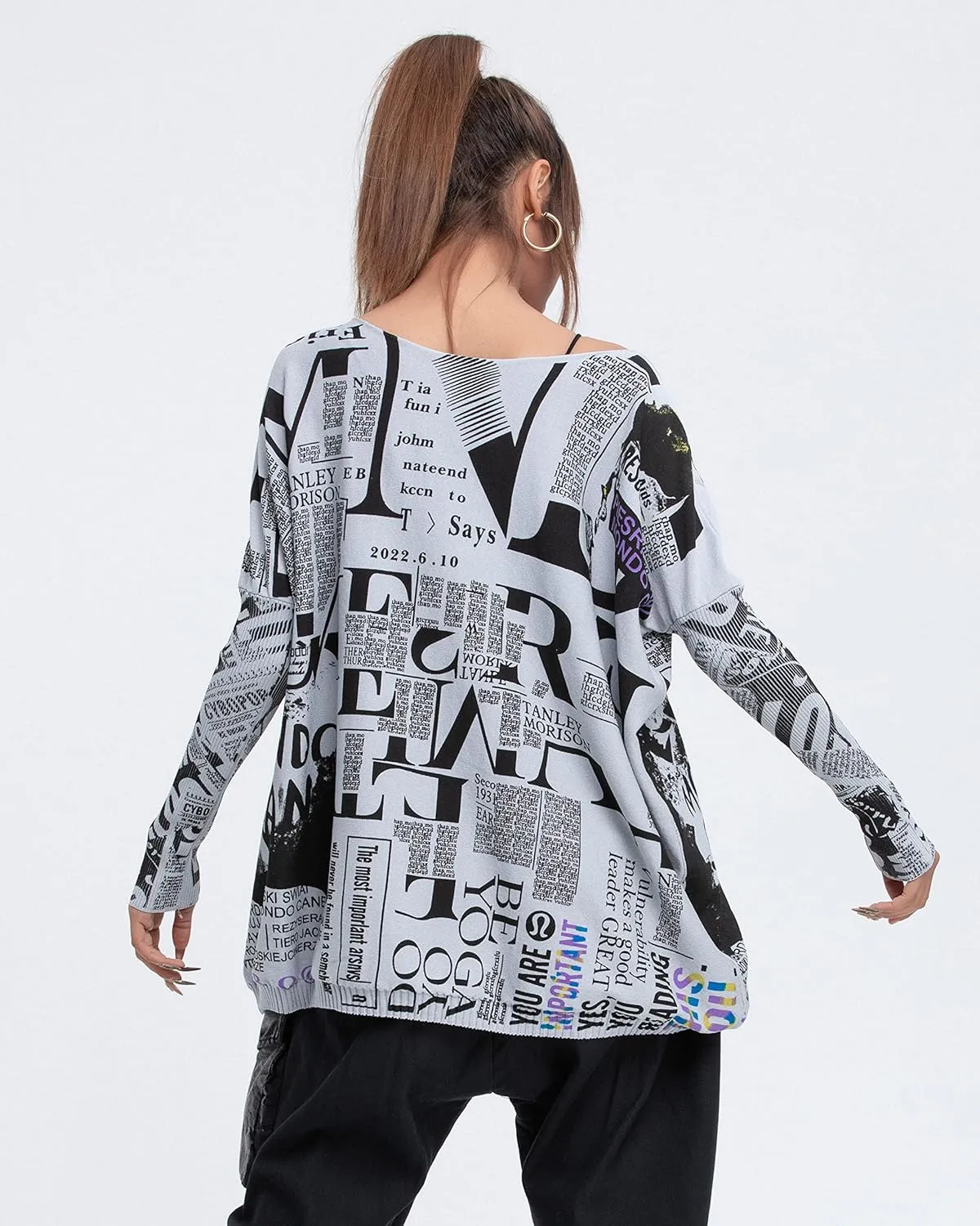 ellazhu Women's Off-Shoulder Long-Sleeved Cute Newspaper Printed Pullover Oversized Sweater Shirt GY2753
